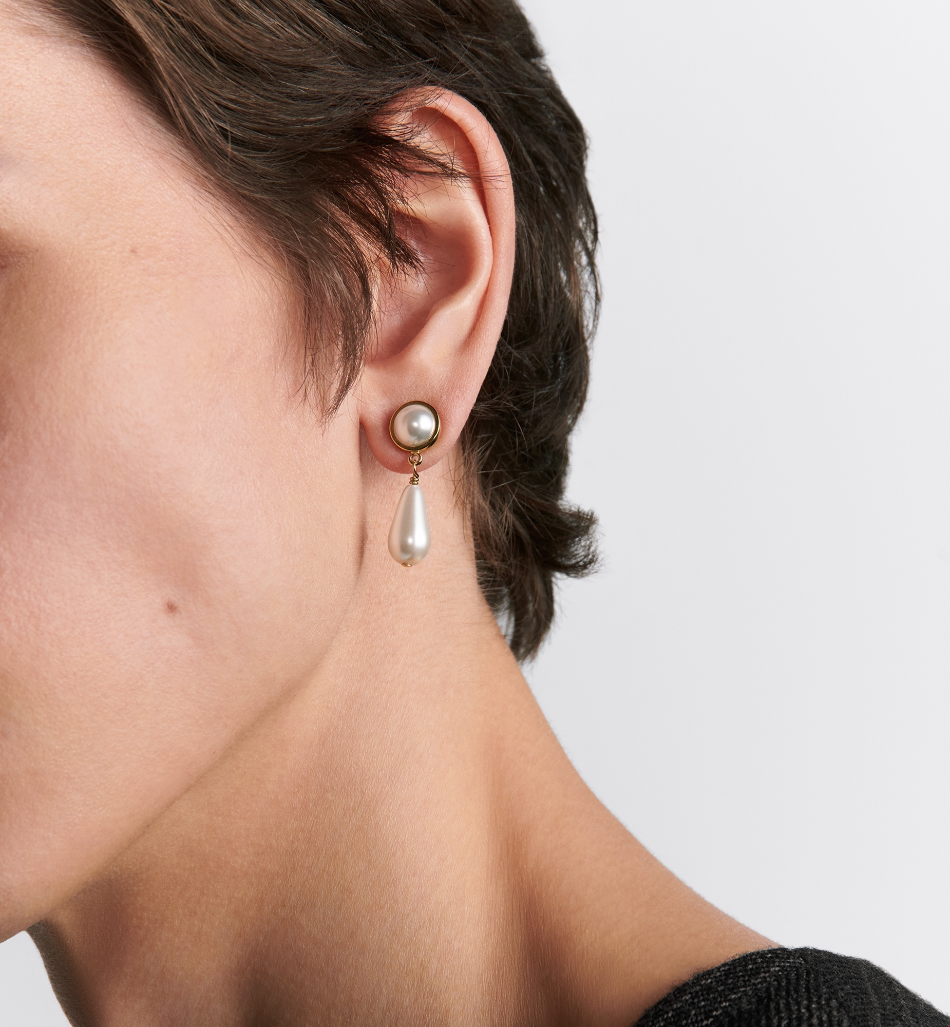 CD Pearls Earrings - 3