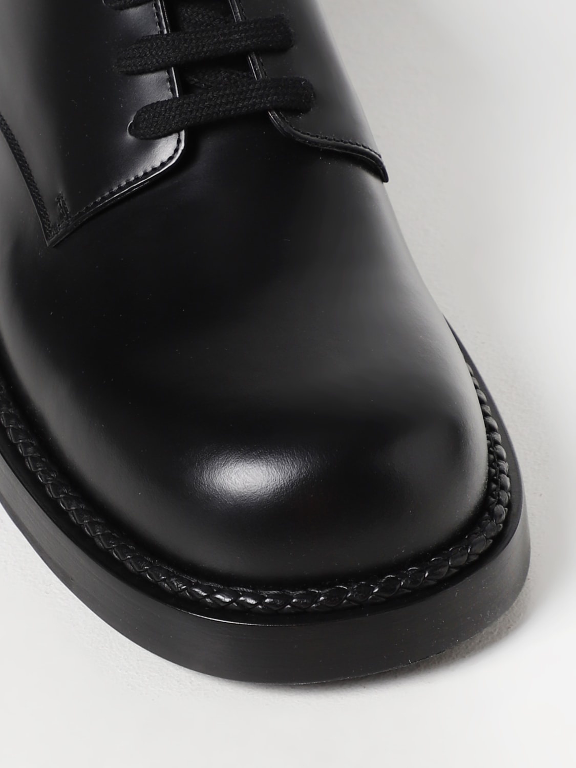 Bottega Veneta Strut derby shoes in leather - 4