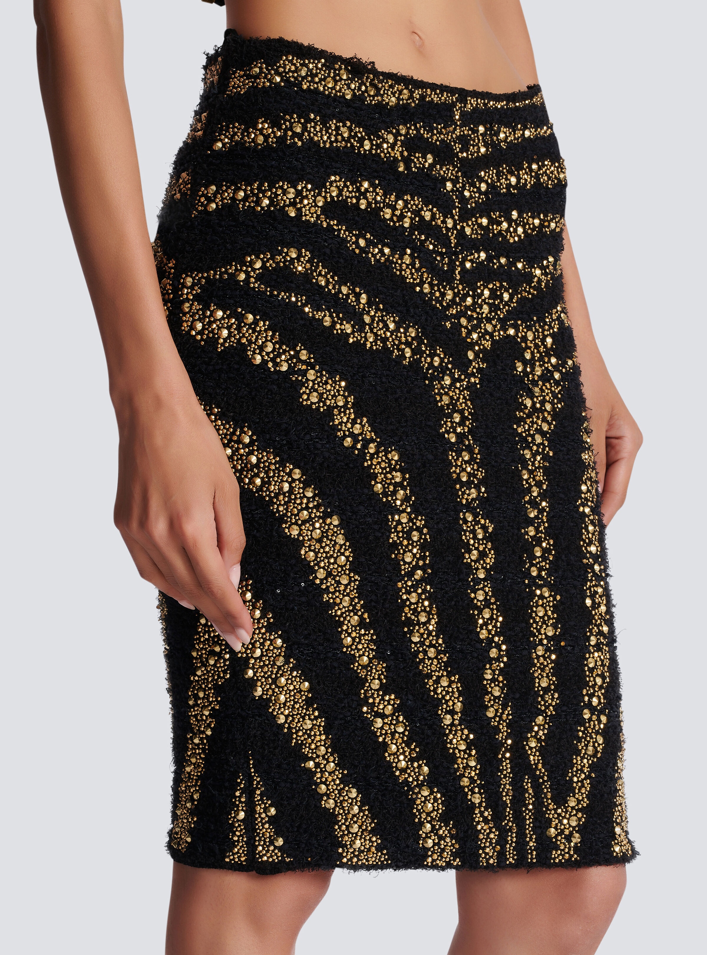Embroidered tweed pencil skirt - 6