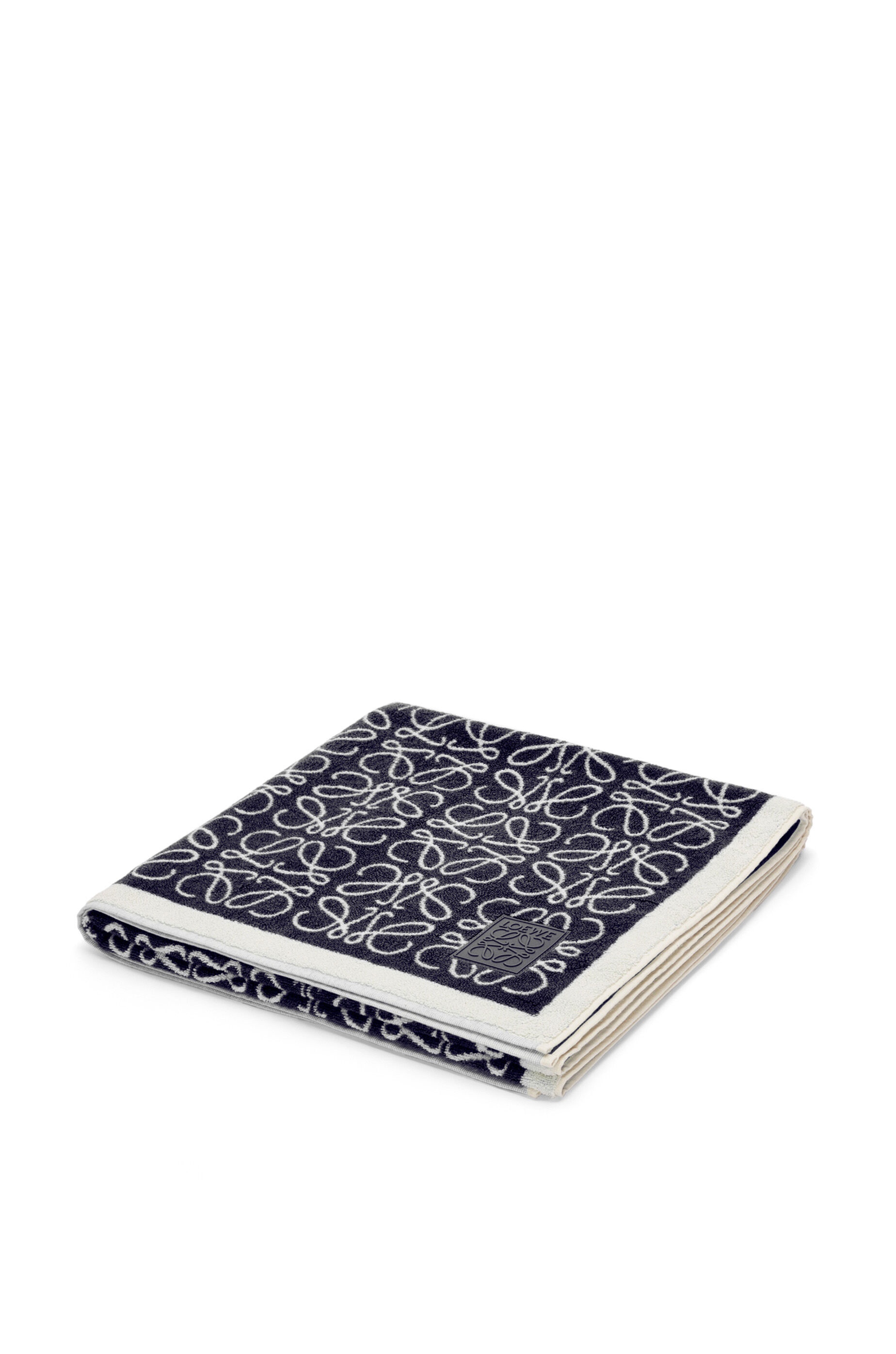 Loewe Anagram towel in cotton | REVERSIBLE