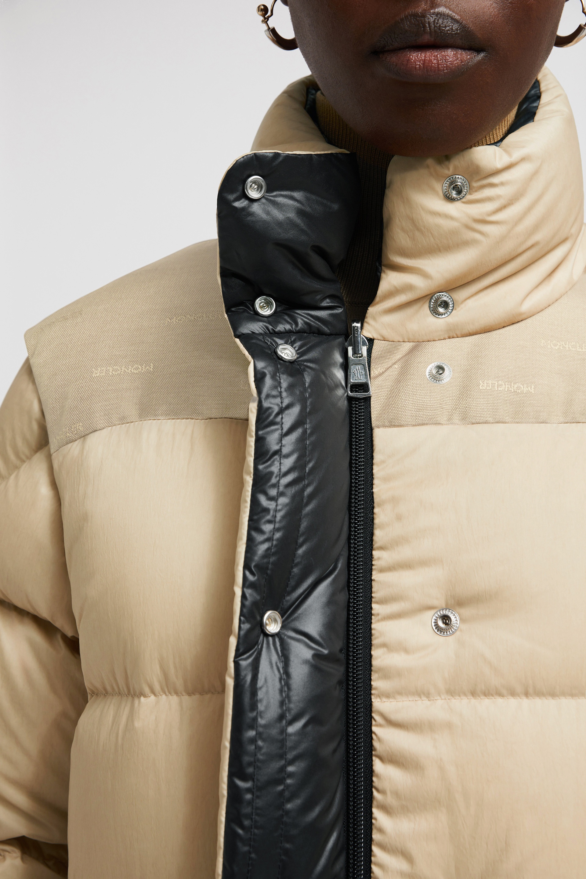 Moncler Verone Reversible Short Down Jacket - 7