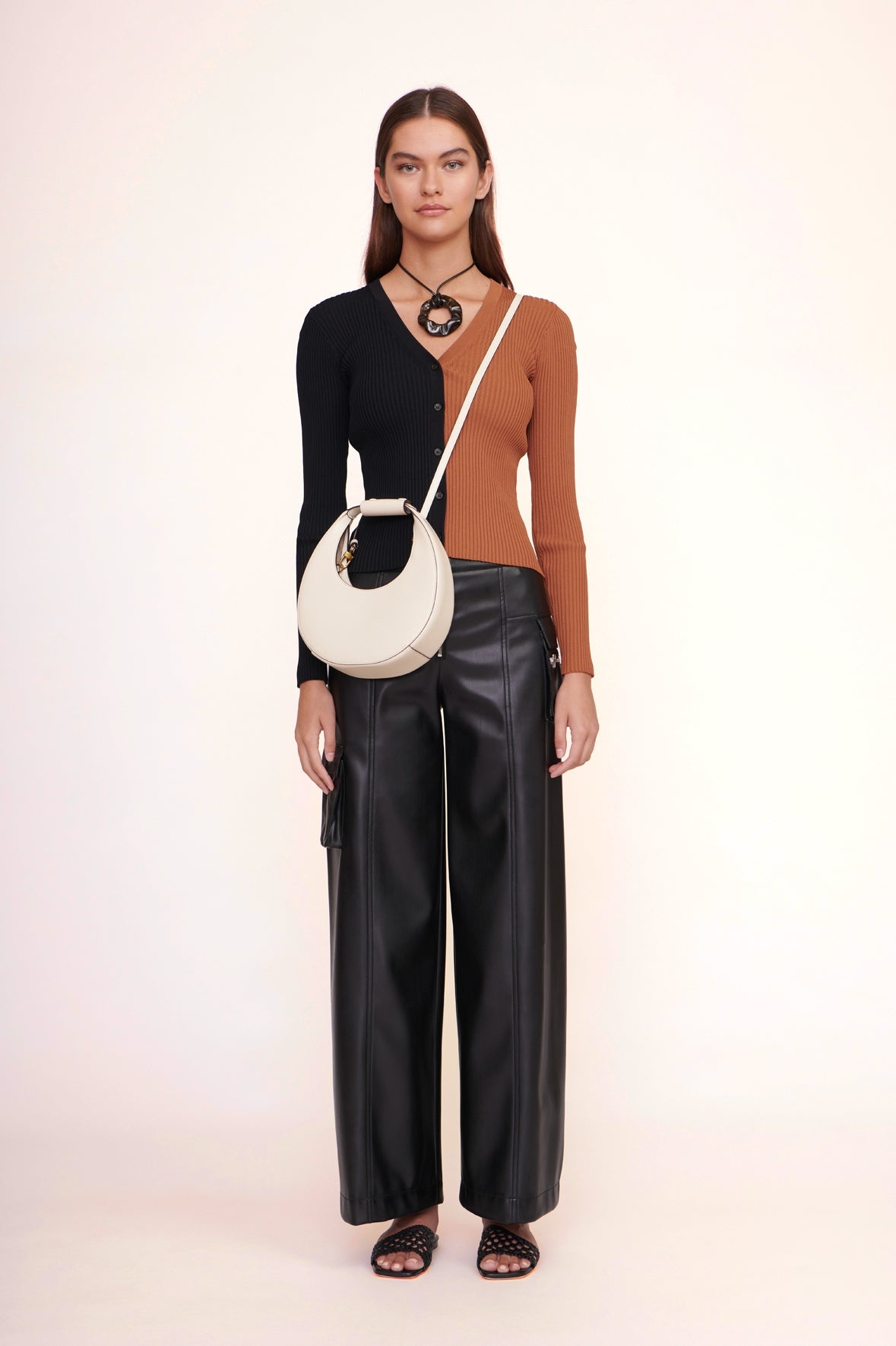 トートバッグ STAUD Mini Moon Crossbody - Staud - Cream - Leather MINI MOON BAG CREAM