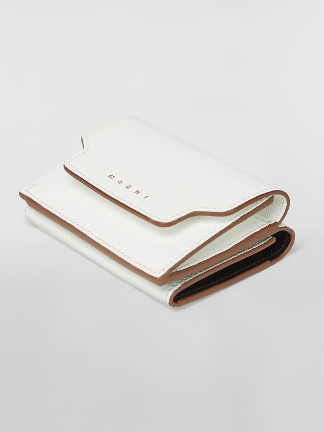 TRI-FOLD WALLET IN MONO-COLOURED SAFFIANO LEATHER - 4