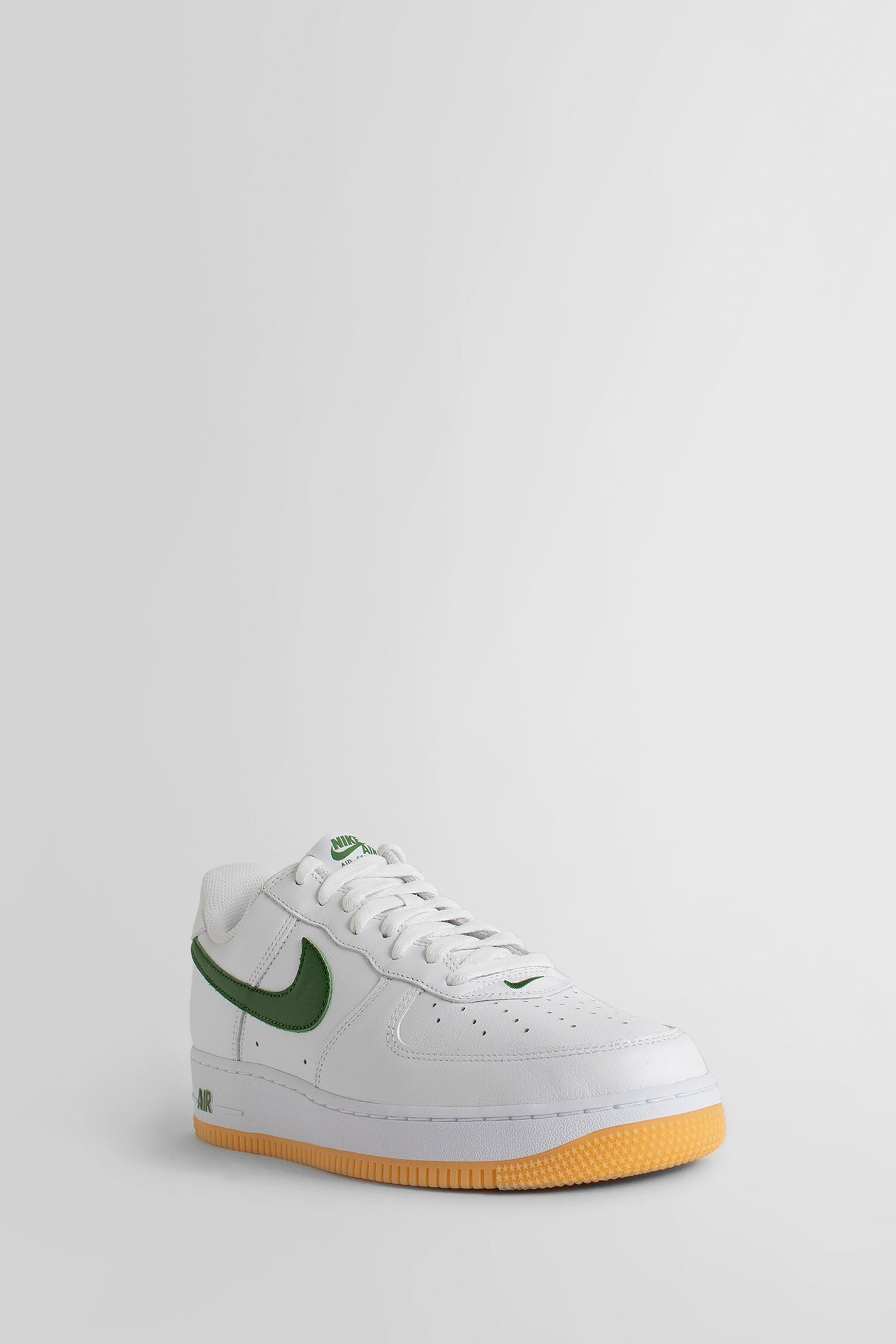 NIKE UNISEX WHITE SNEAKERS - 2