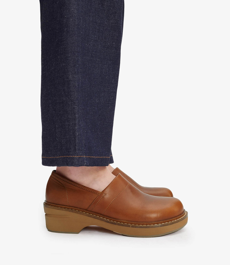 A.P.C. JUDITH CLOGS outlook