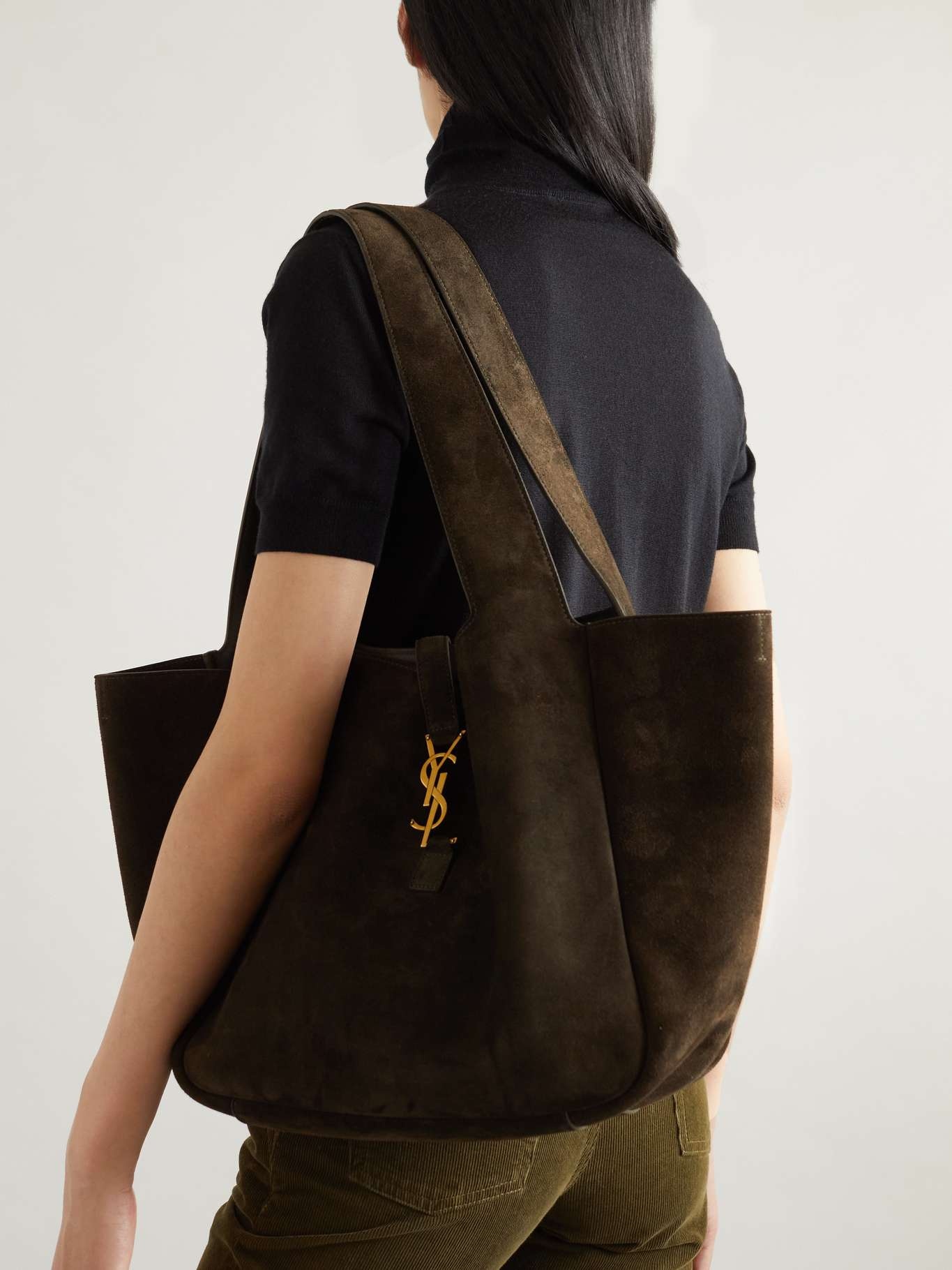 Le 5 À 7 Bea suede tote Green - 2