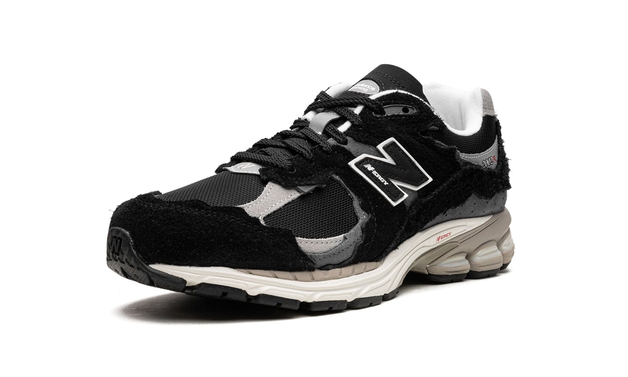 New Balance 2002R "Protection Pack - Black / Grey" - 4
