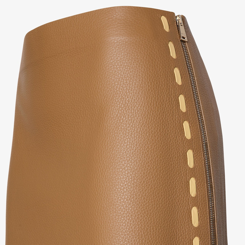 Skirt Brown leather skirt with Selleria stitching. 3