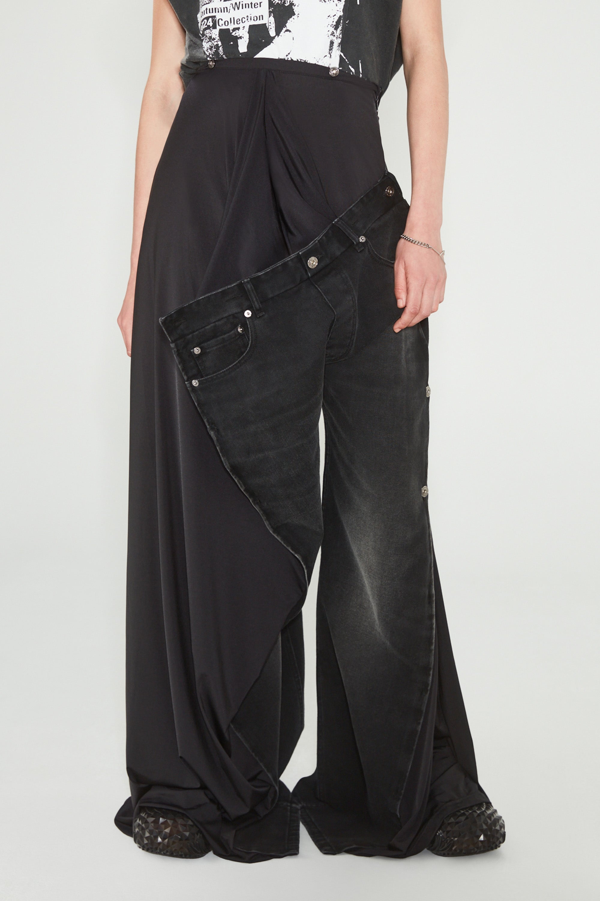 Collapsed Waist Jeans - 3