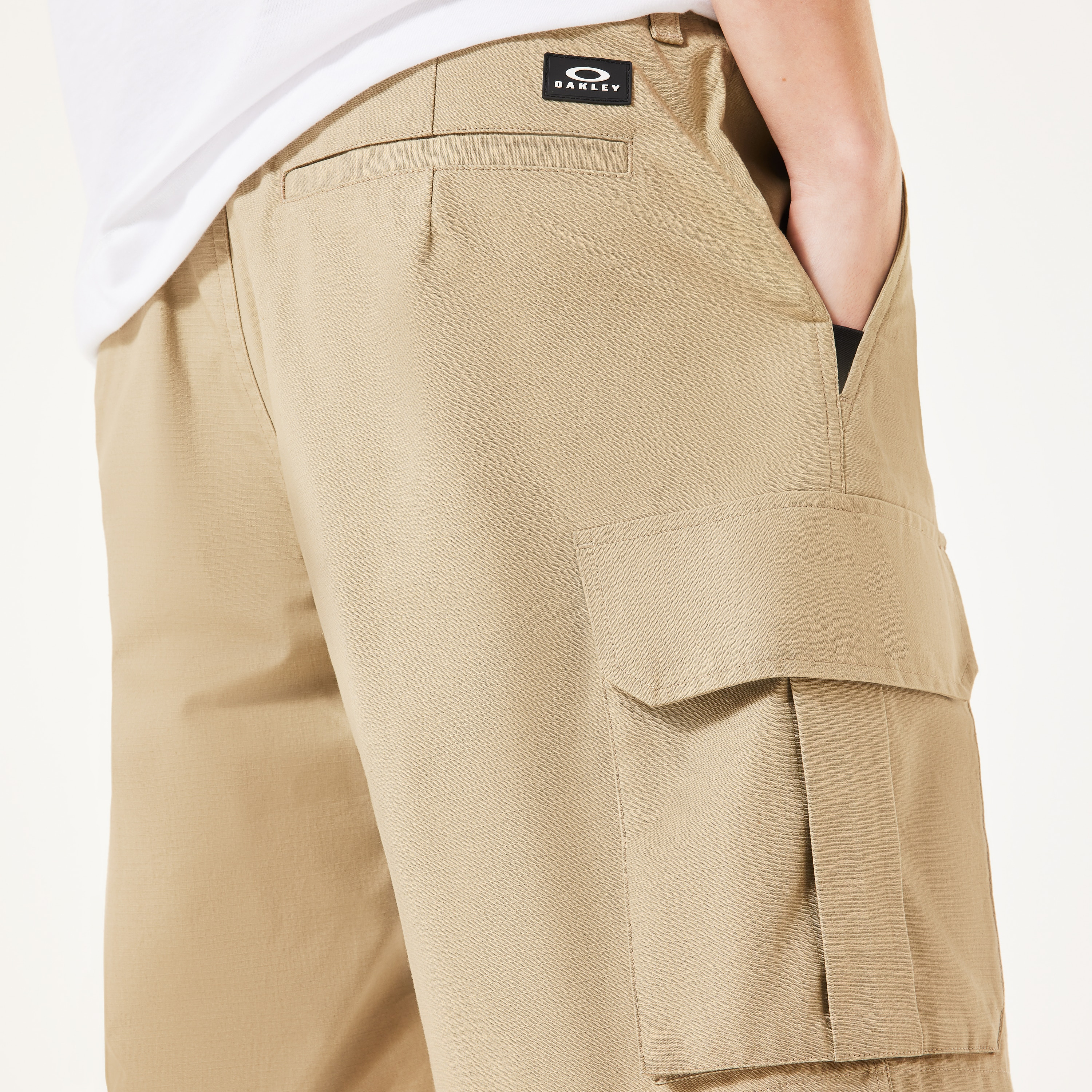 Oakley Utility Cargo Short - 6