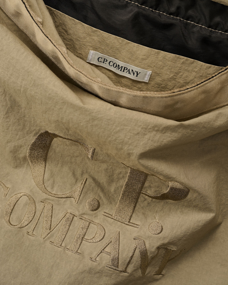 Plain Paper Touch Logo Handbag 4