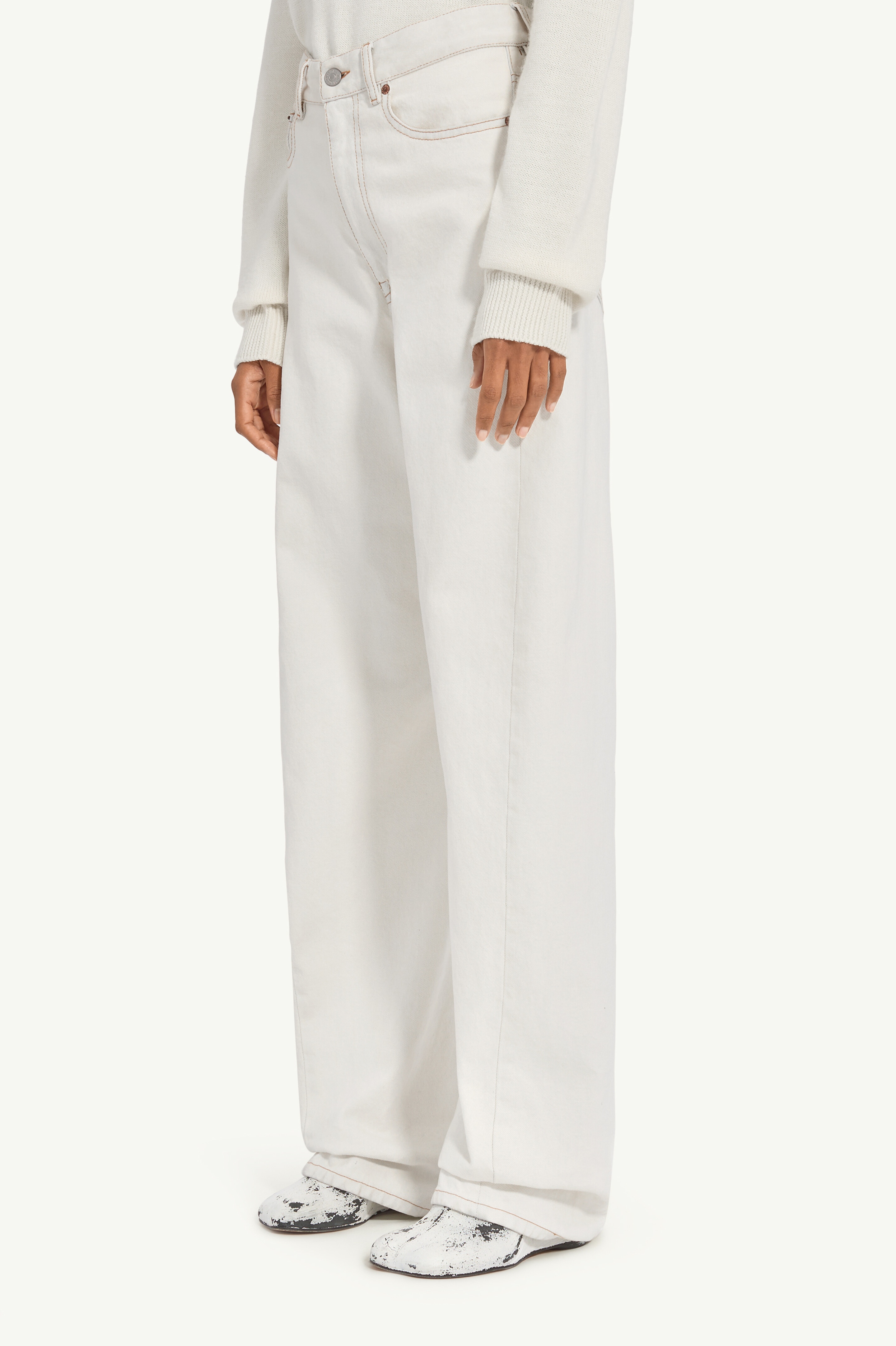Contrast Stitch Jeans - 5