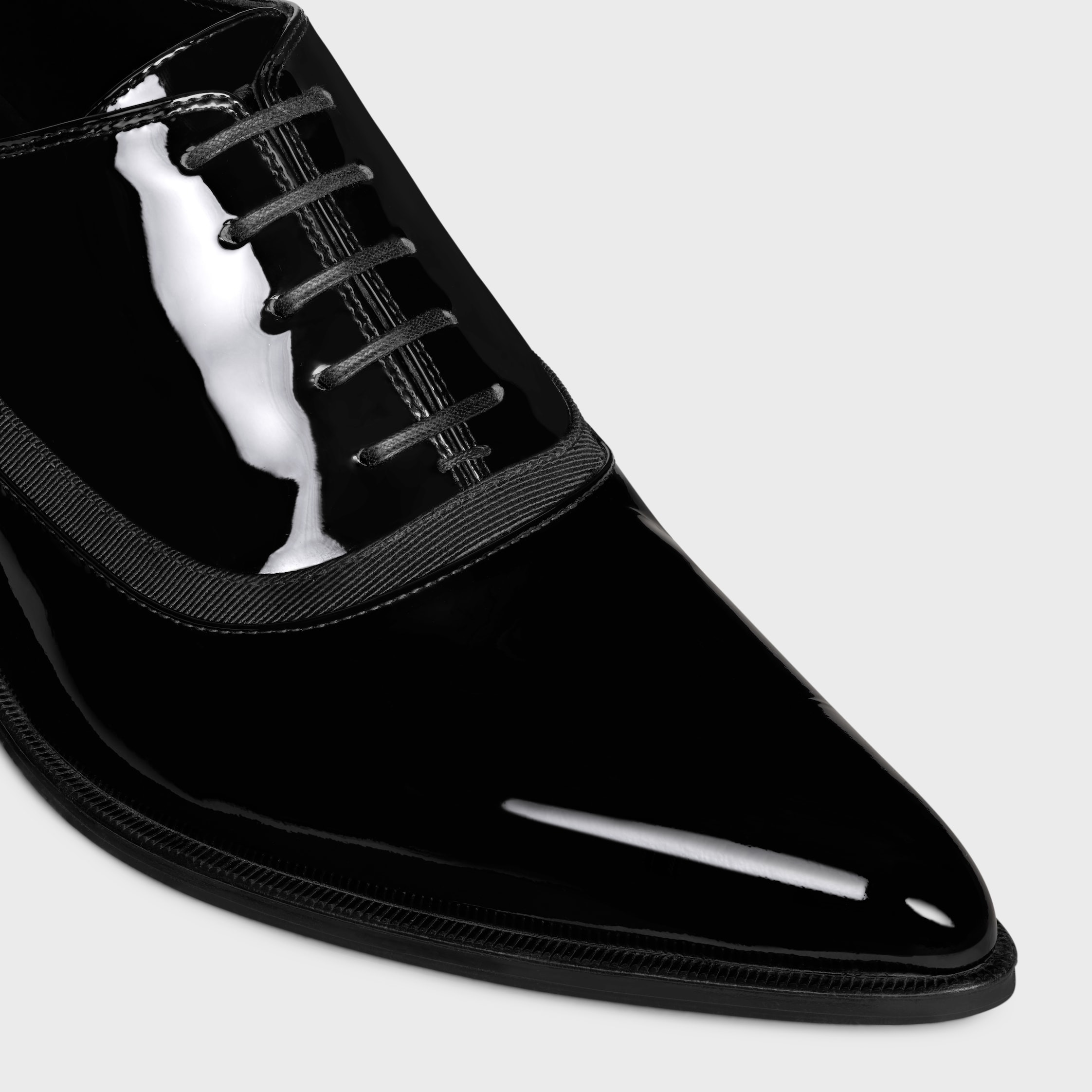 CELINE JUDE OXFORD IN PATENT CALFSKIN AND GROS GRAIN - 4