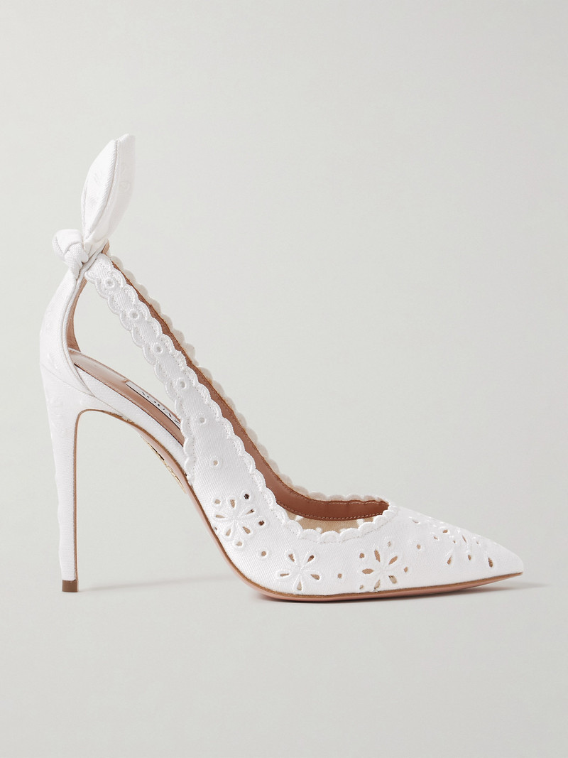 Bow Tie 105 Broderie Anglaise Canvas Pumps 1