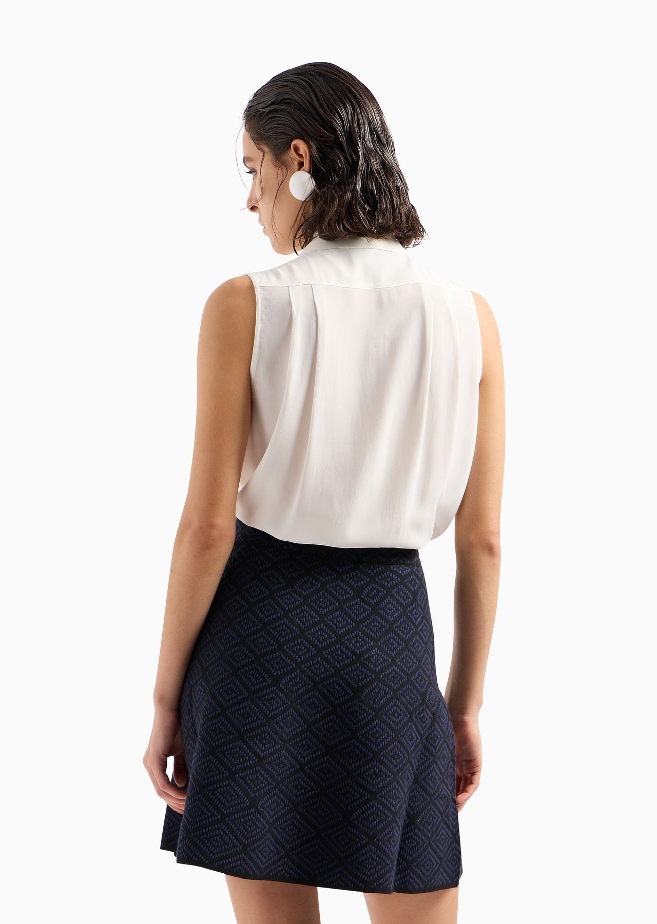Flared wrap skirt in stretch knit with a jacquard motif - 3