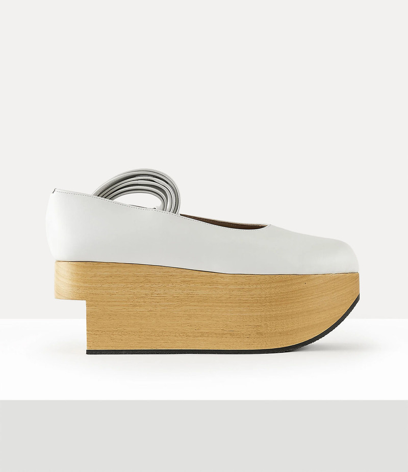 ROCKINGHORSE BALLERINA 1