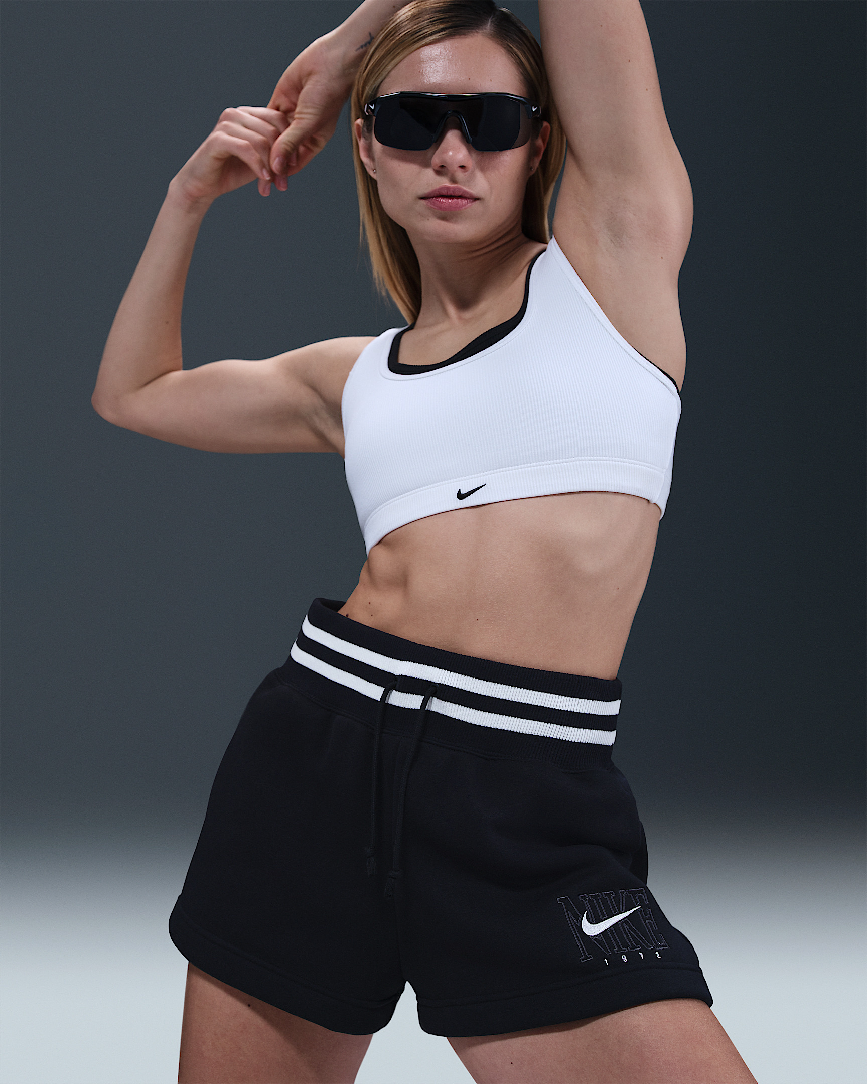 Nike Sportswear Phoenix Fleece Women's High-Waisted Loose Graphic Shorts - 5