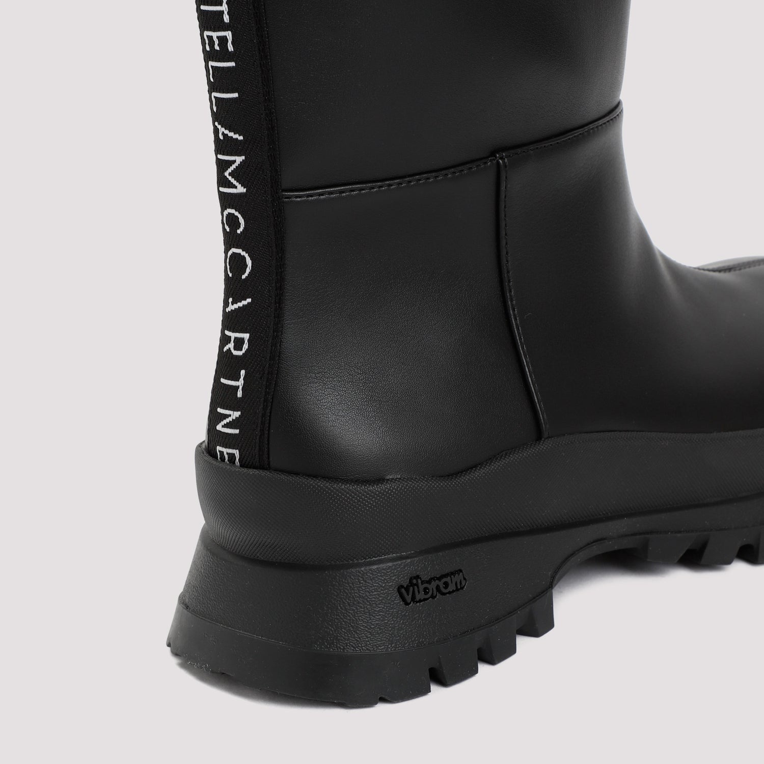 Boots Black - 6