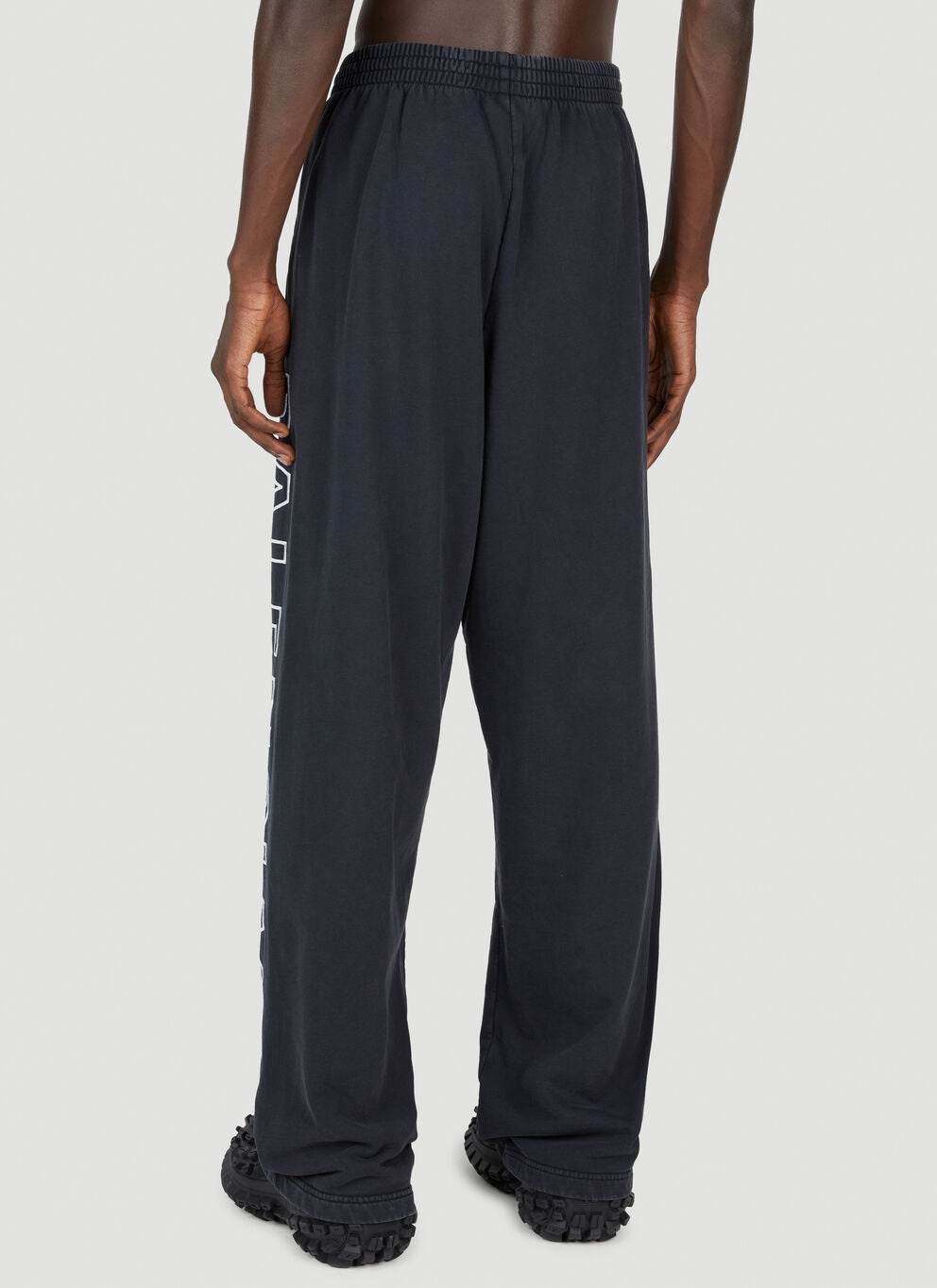 BALENCIAGA llic Tattoo Flare Sweatpants パンツ ロゴ Balenciaga Men's Terry Metallic Tattoo Flare Sweatpants