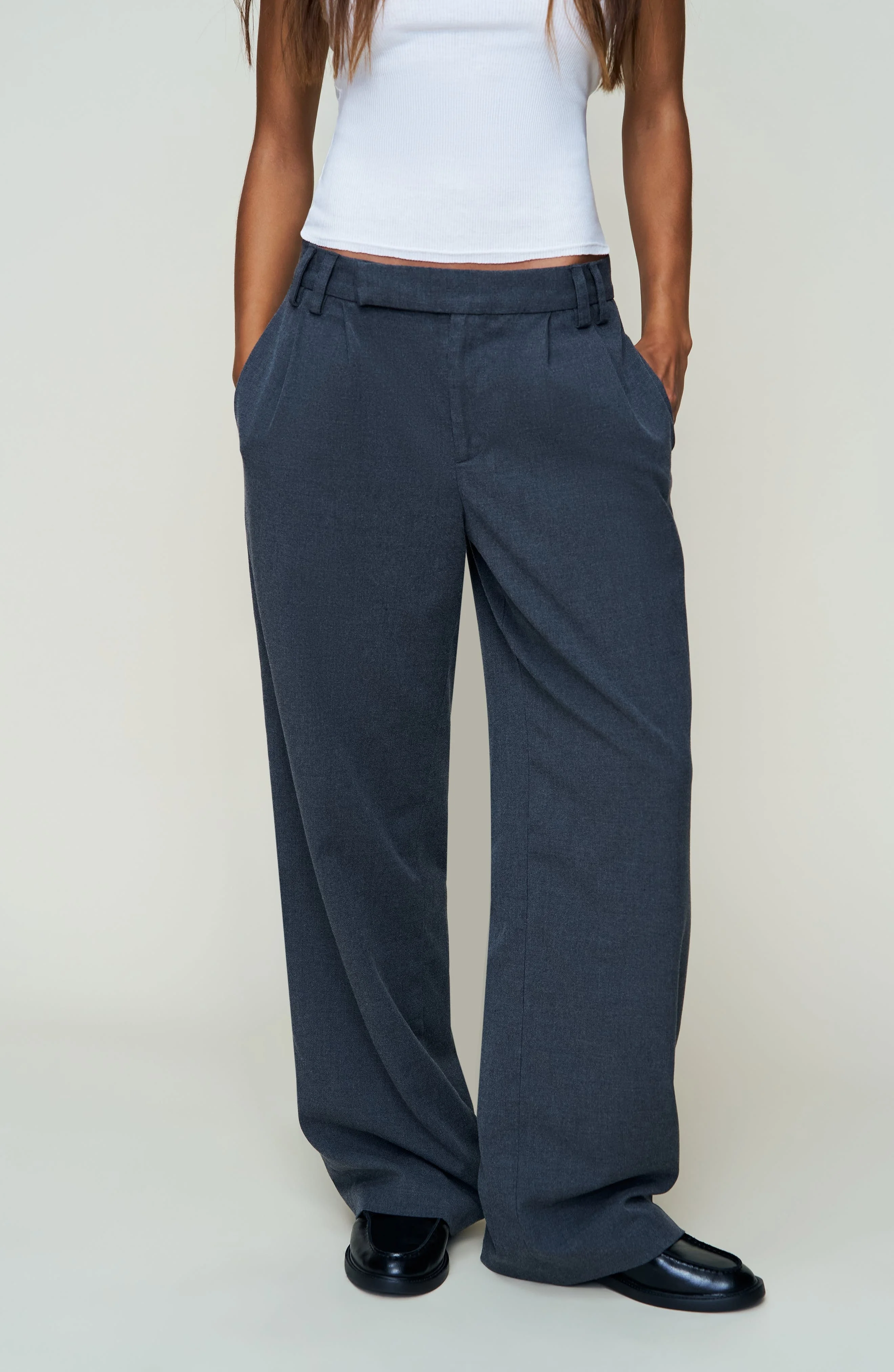 Guizio Willow Pant in Grey - 1