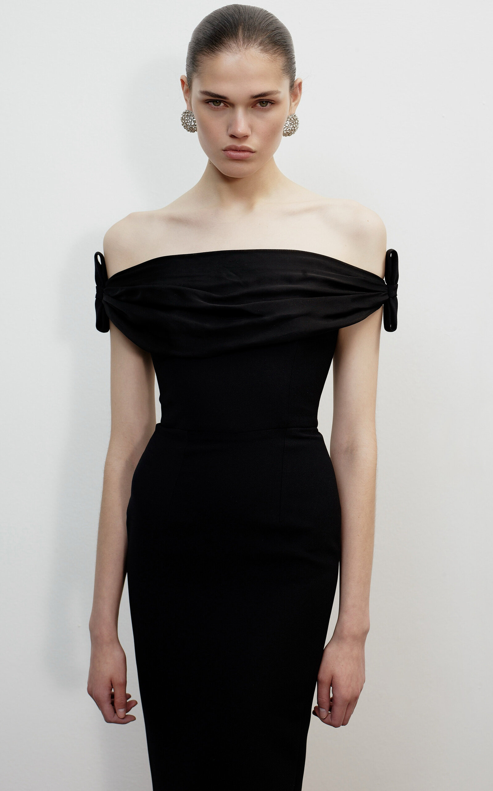 Livia Off-The-Shoulder Gown black - 4