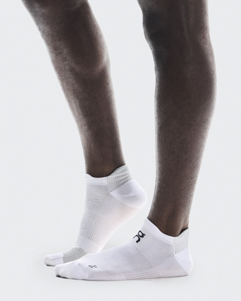 On Performance Run Sock Low outlook