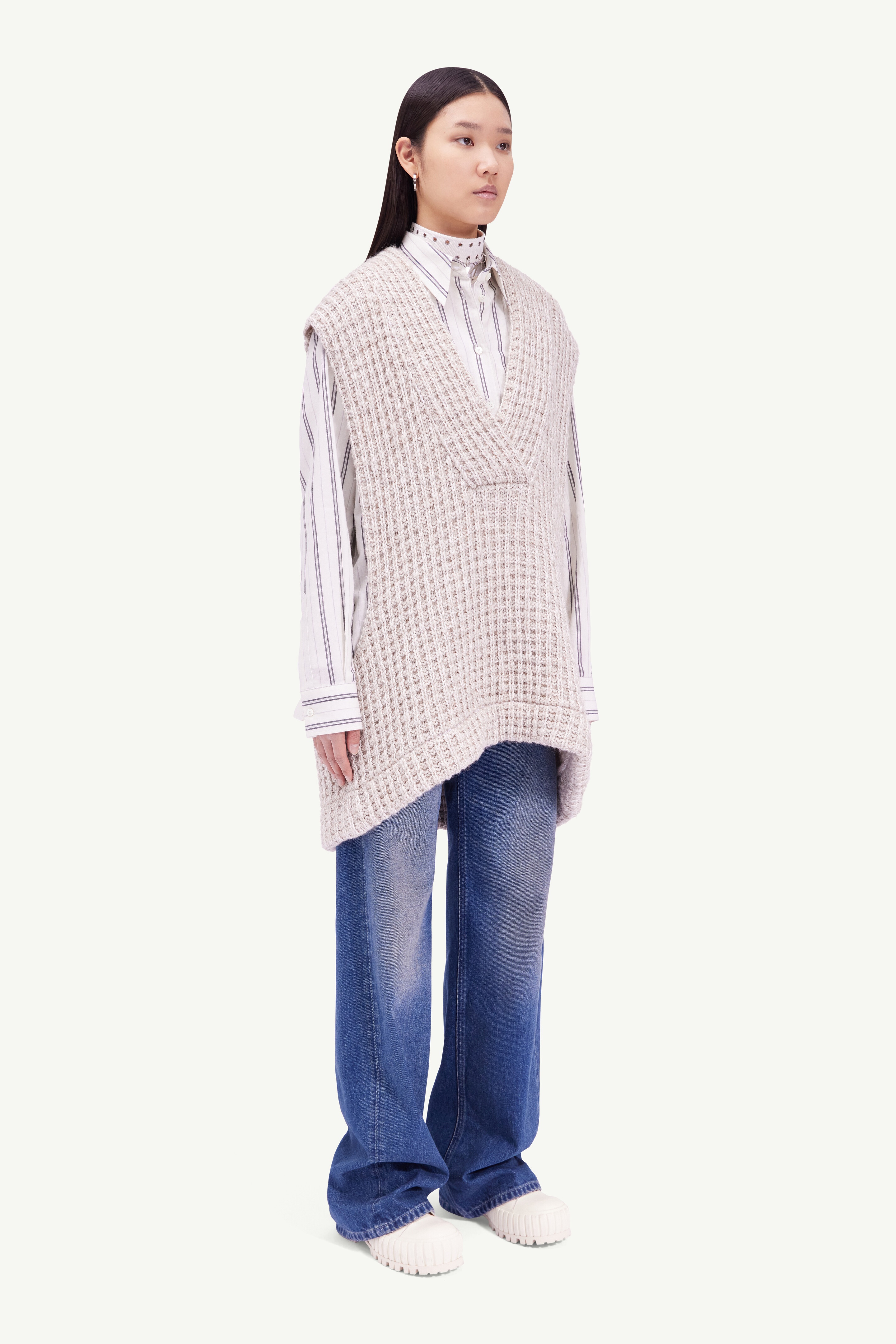 Waffle knit sleeveless sweater - 3