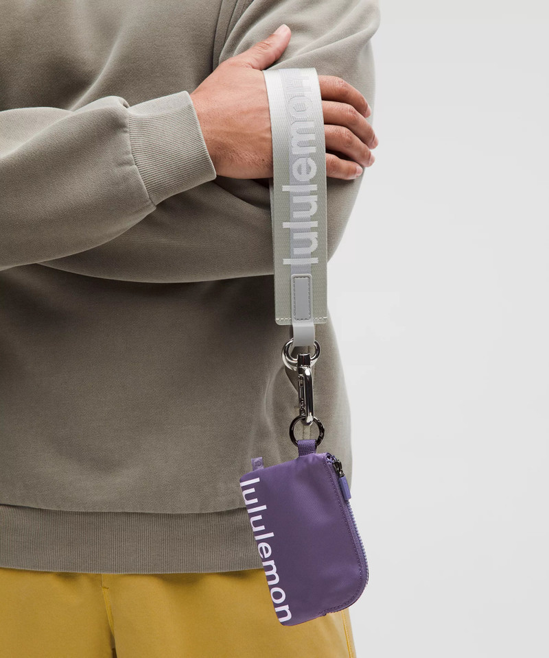 lululemon Clippable Card Pouch outlook