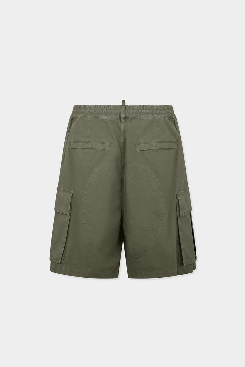 DSQUARED2 COTTON RIPSTOP D2 CARGO SHORT outlook