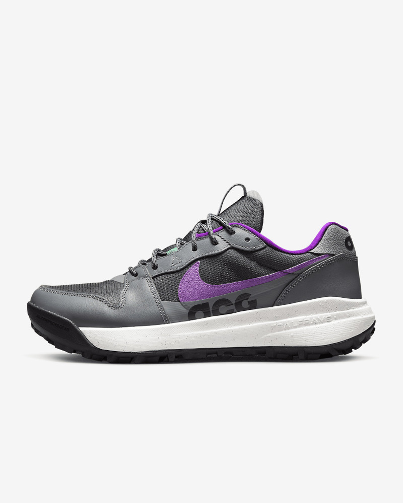 Men's Nike ACG Lowcate Shoes - 1