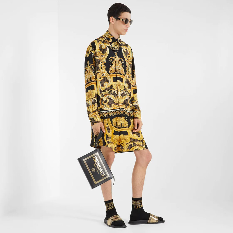 FENDI Fendace Logo sandals in gold-colored metal mesh outlook