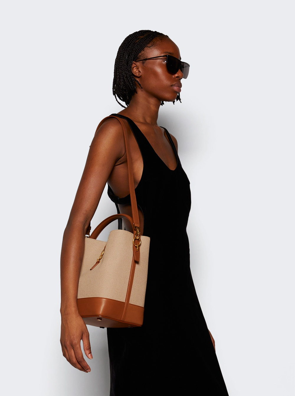 Le 37 Bucket Bag Desert Dust - 2