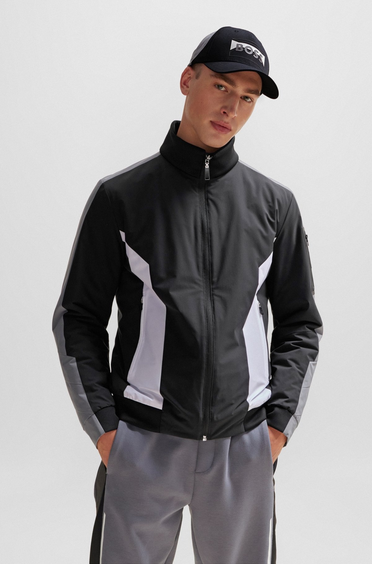 COTTON-TWILL CAP WITH CONTRASTING SEASONAL LOGO - 5