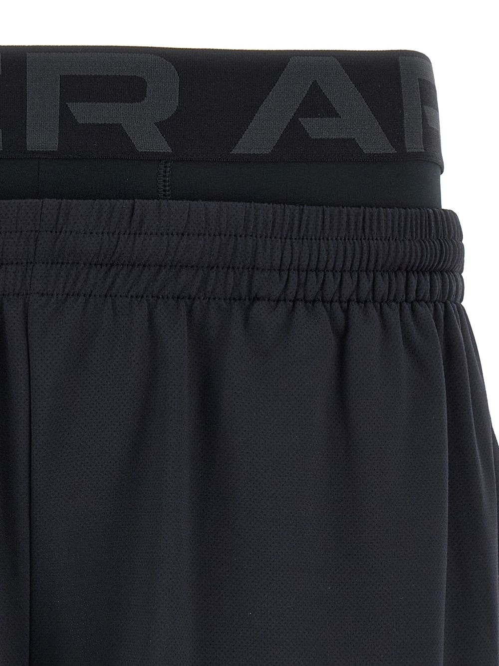 x Under Armour® mesh shorts - 4