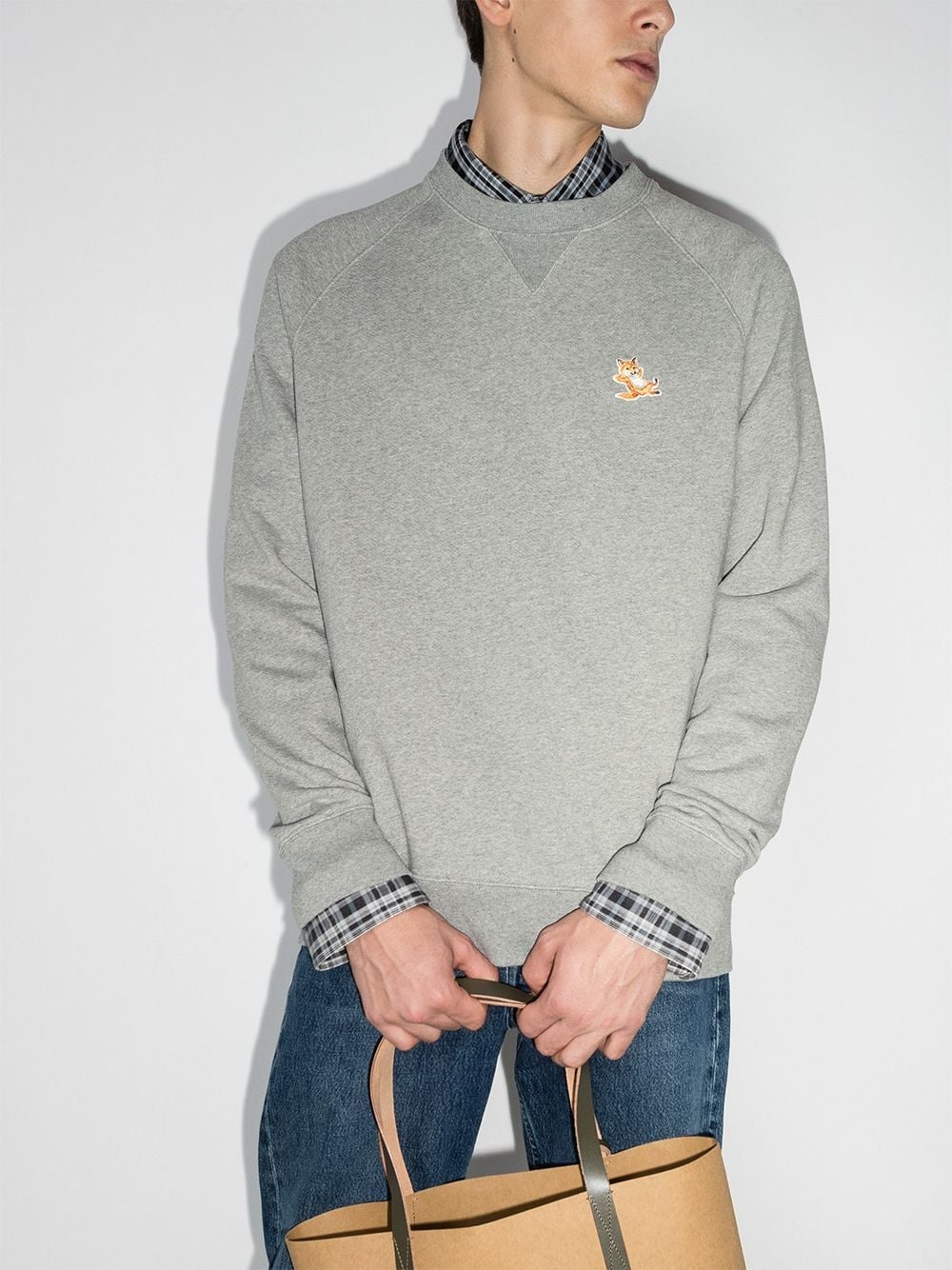 Chillax Fox patch sweatshirt - 2