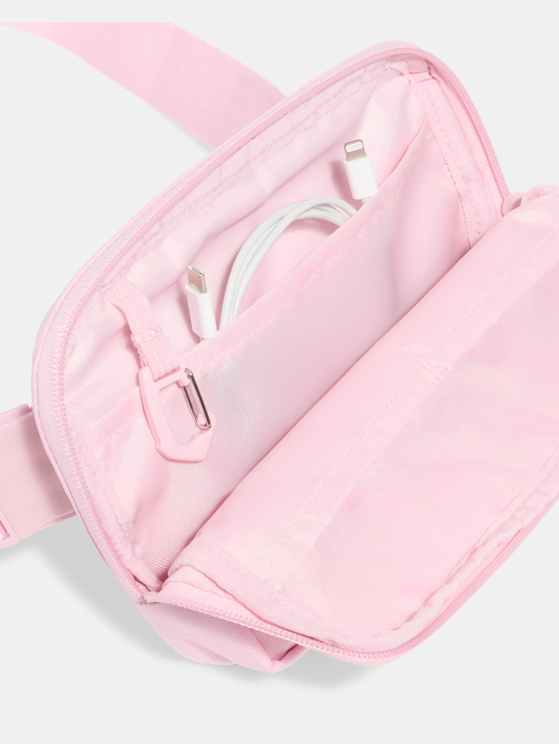 UA Essential - 3
