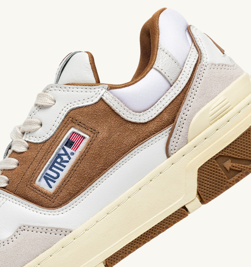 CLC LOW SNEAKERS IN WHITE AND CIGAR LEATHER AND SUEDE 6