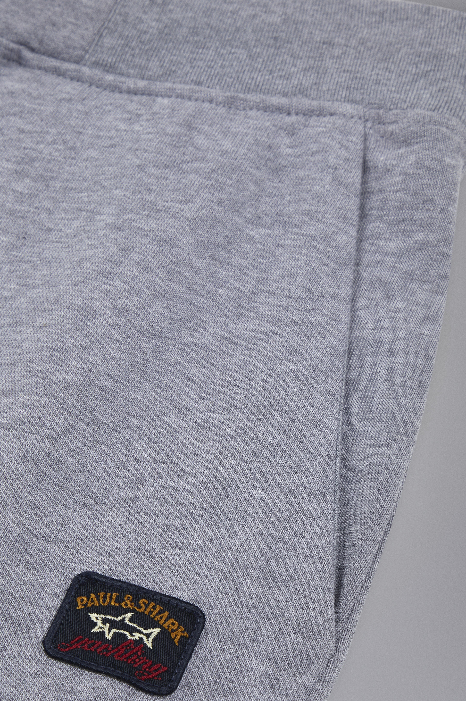 COTTON SWEATPANTS WITH ICONIC BADGE - 5