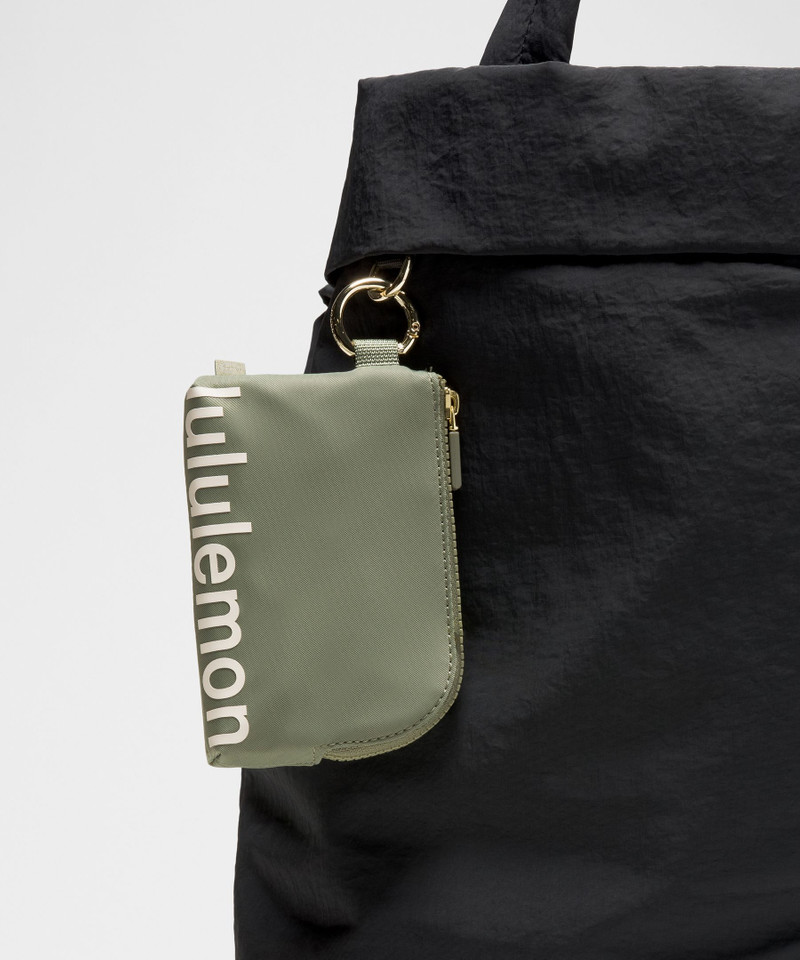 lululemon Clippable Card Pouch outlook