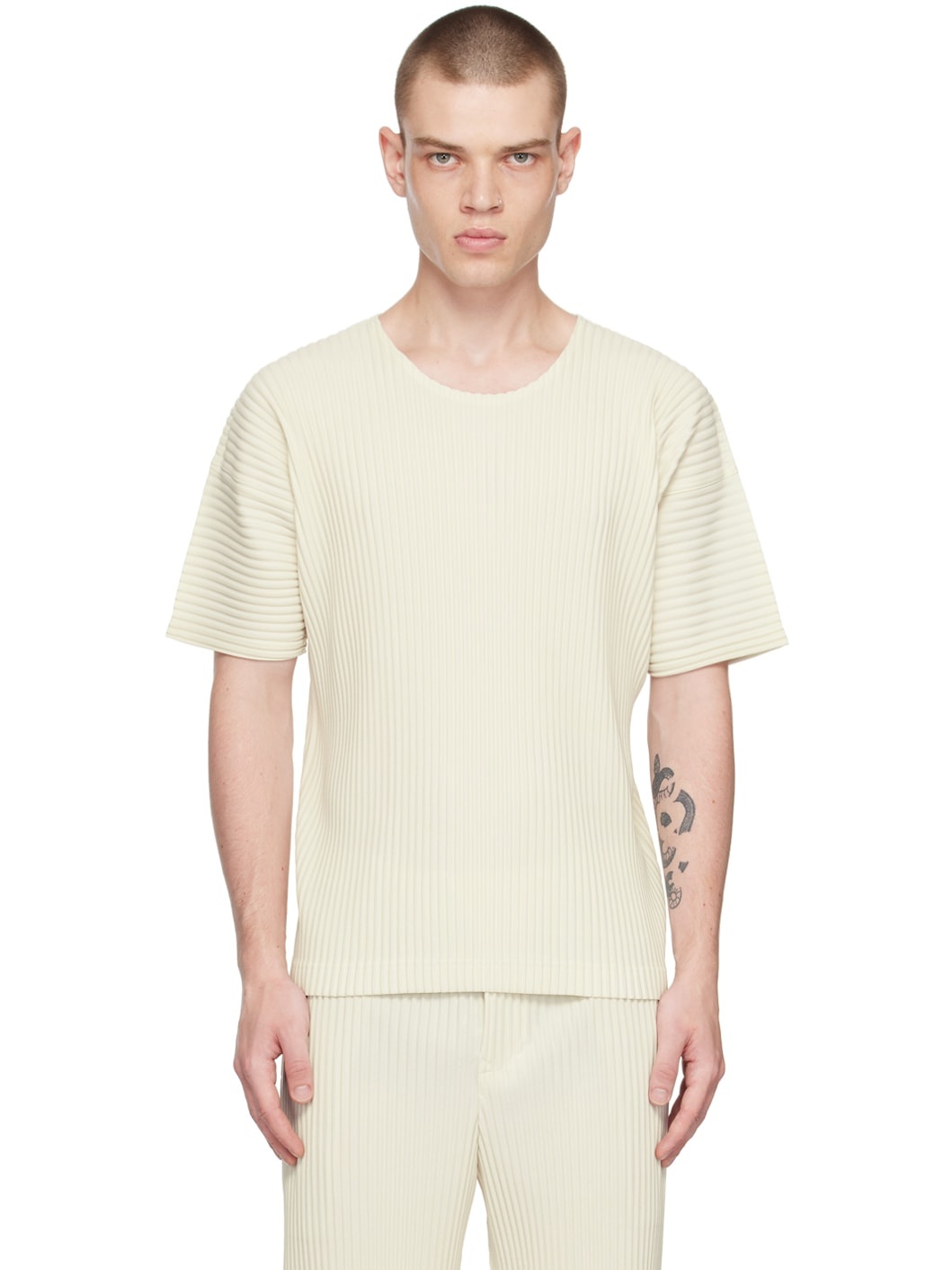 White Color Pleats T-Shirt - 1