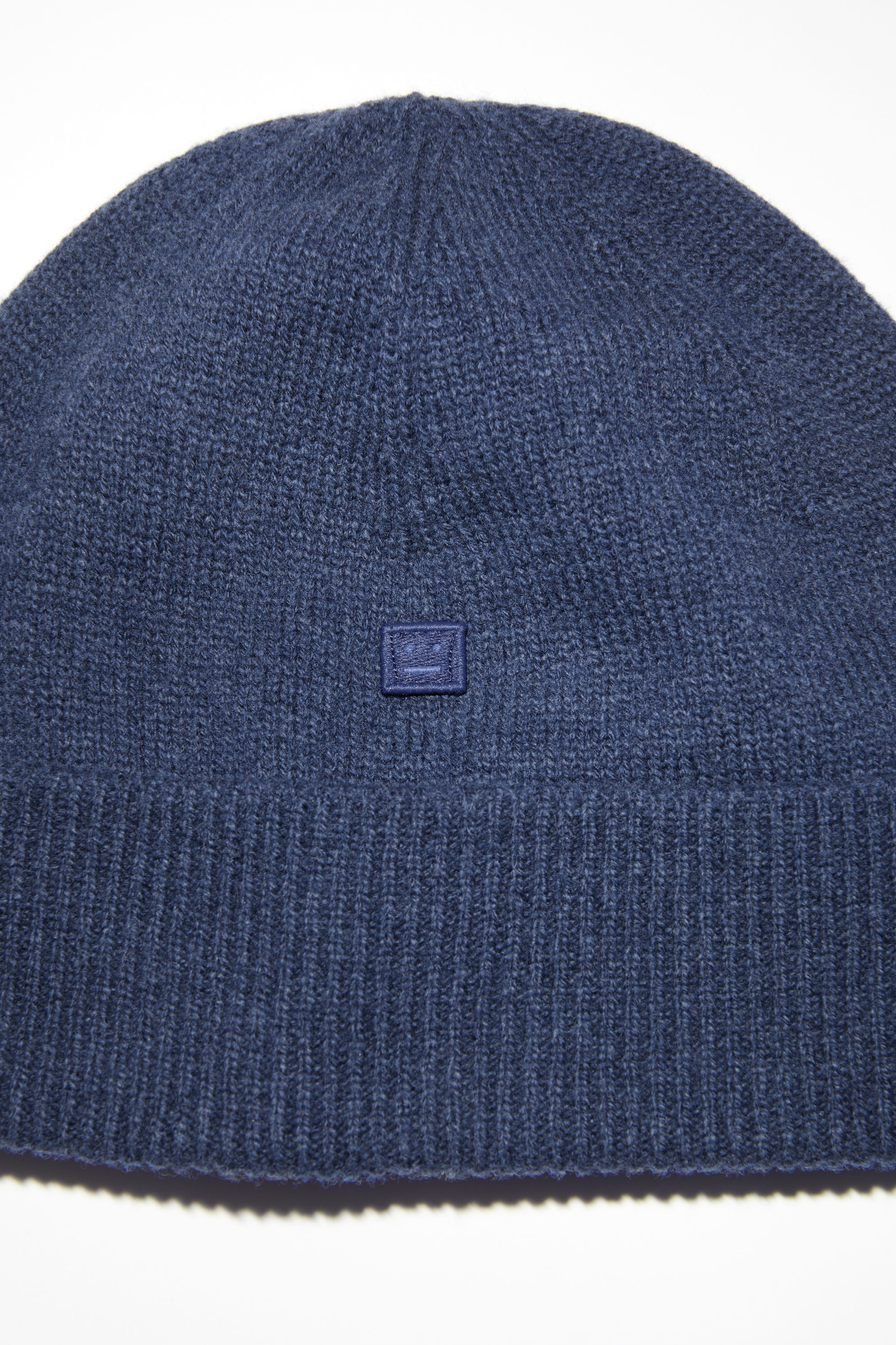 Micro face patch beanie - Ink blue - 4