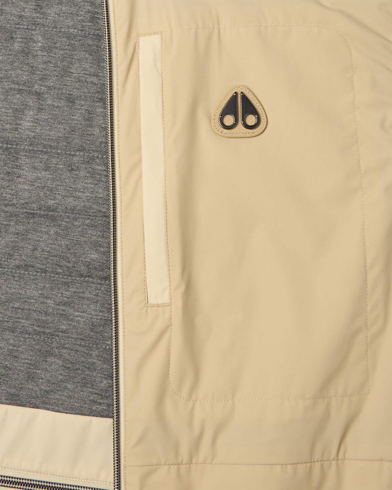 DOMINION PACKABLE VEST 5