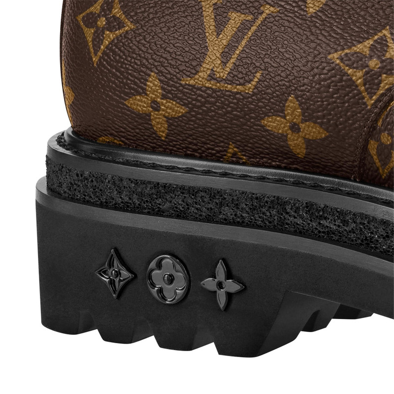 Louis Vuitton LV Black Ice Derby outlook