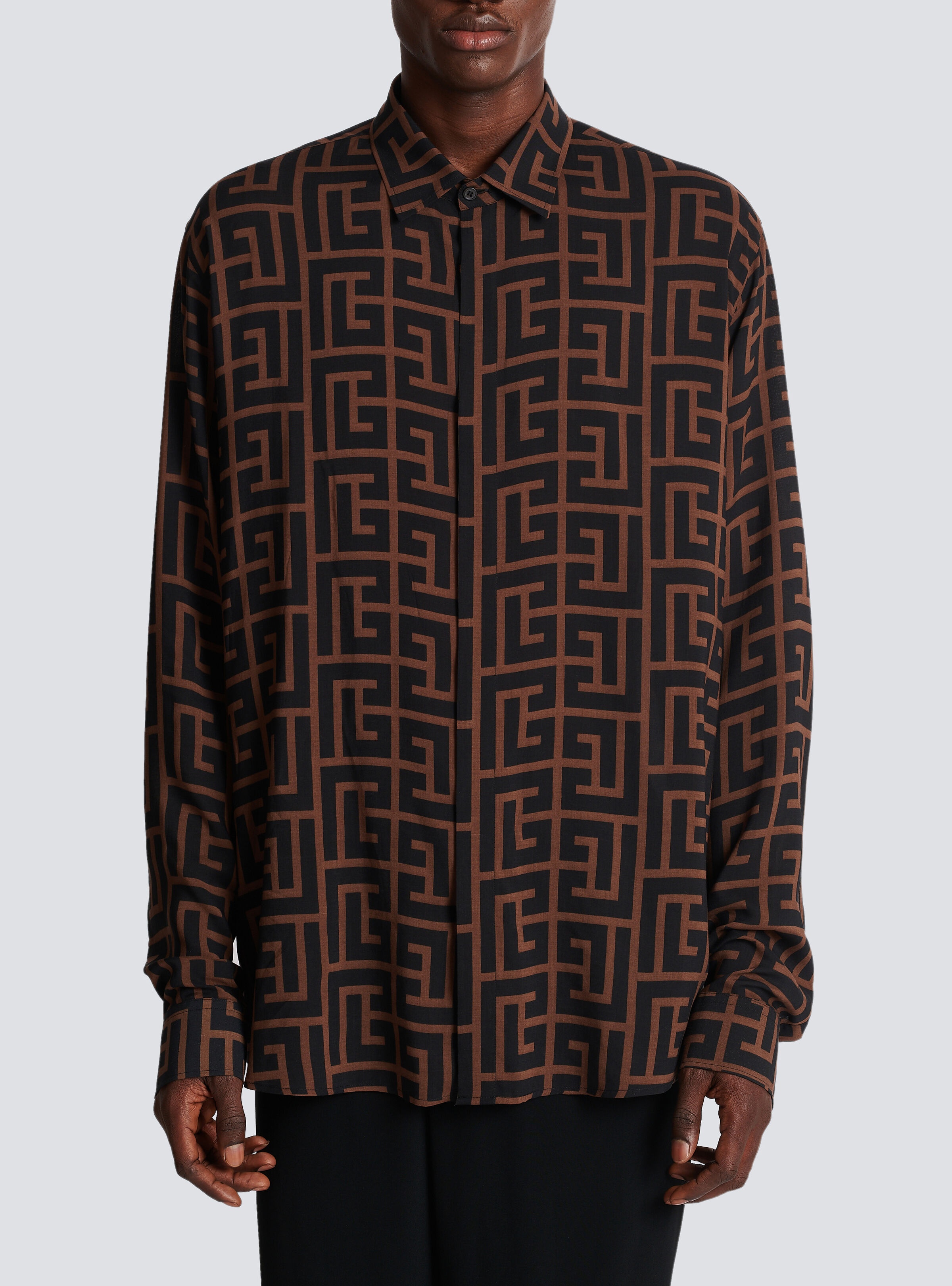 Monogrammed flowing shirt - 5