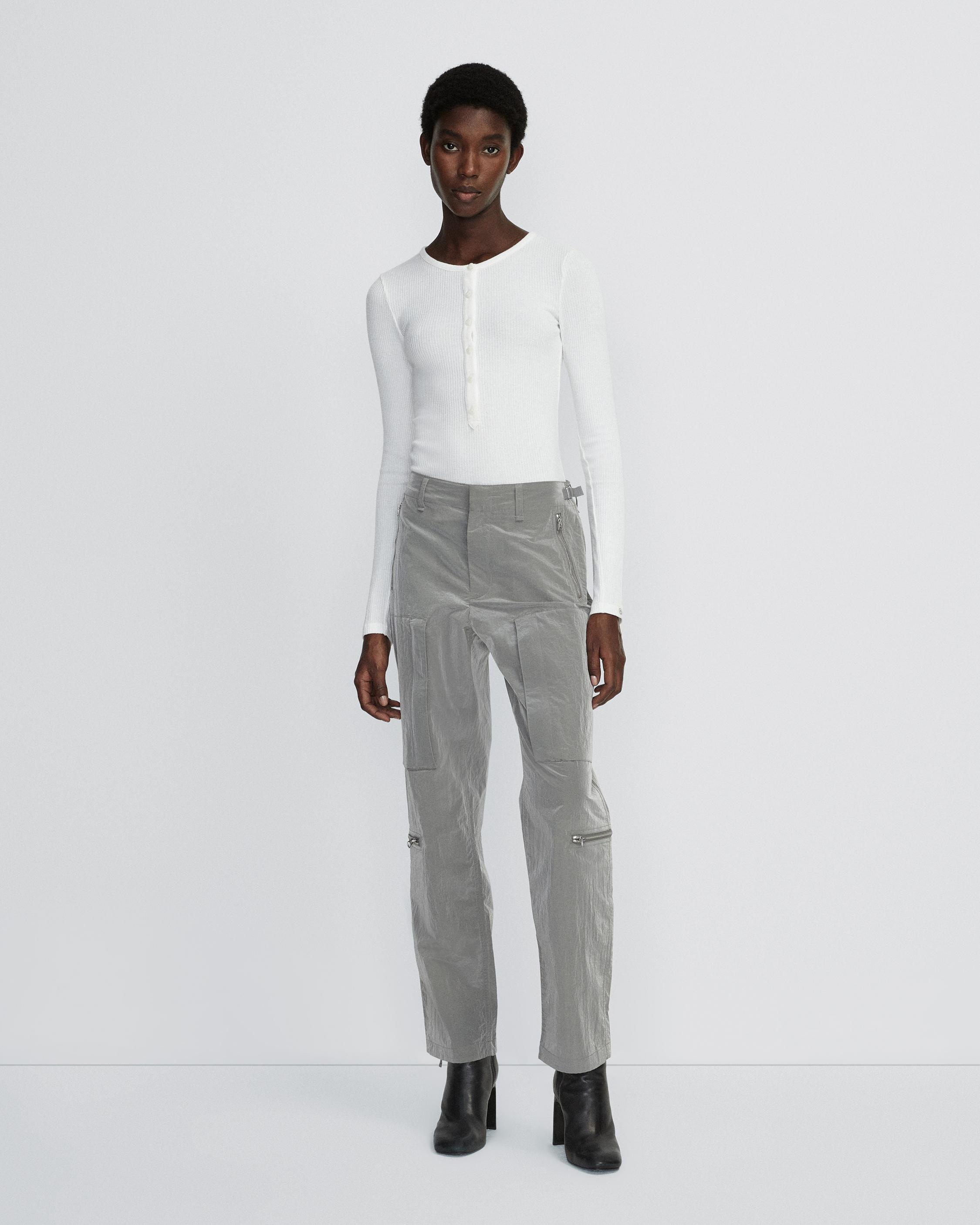 Kai Flight Pant
Nylon Pant - 2