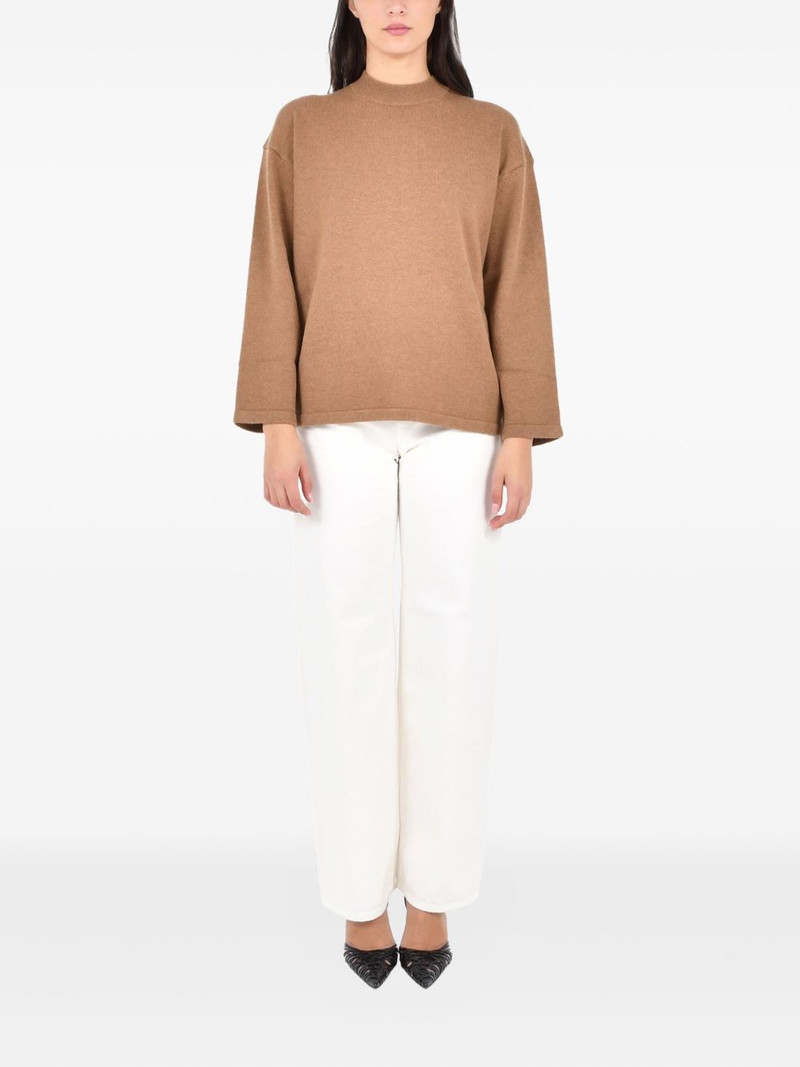 Max Mara logo-patch jeans outlook