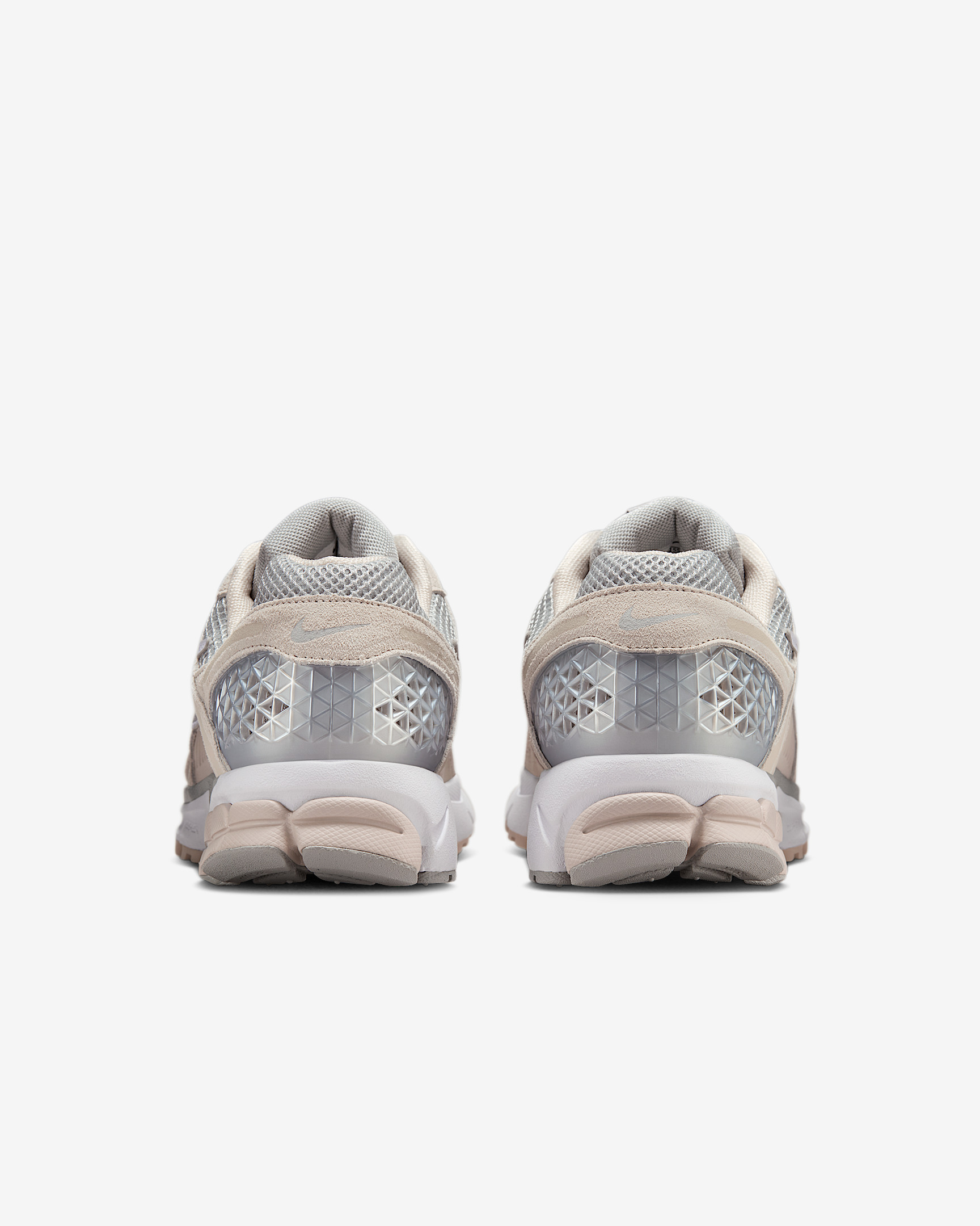 Nike Zoom Vomero 5 Men's Shoes - 6