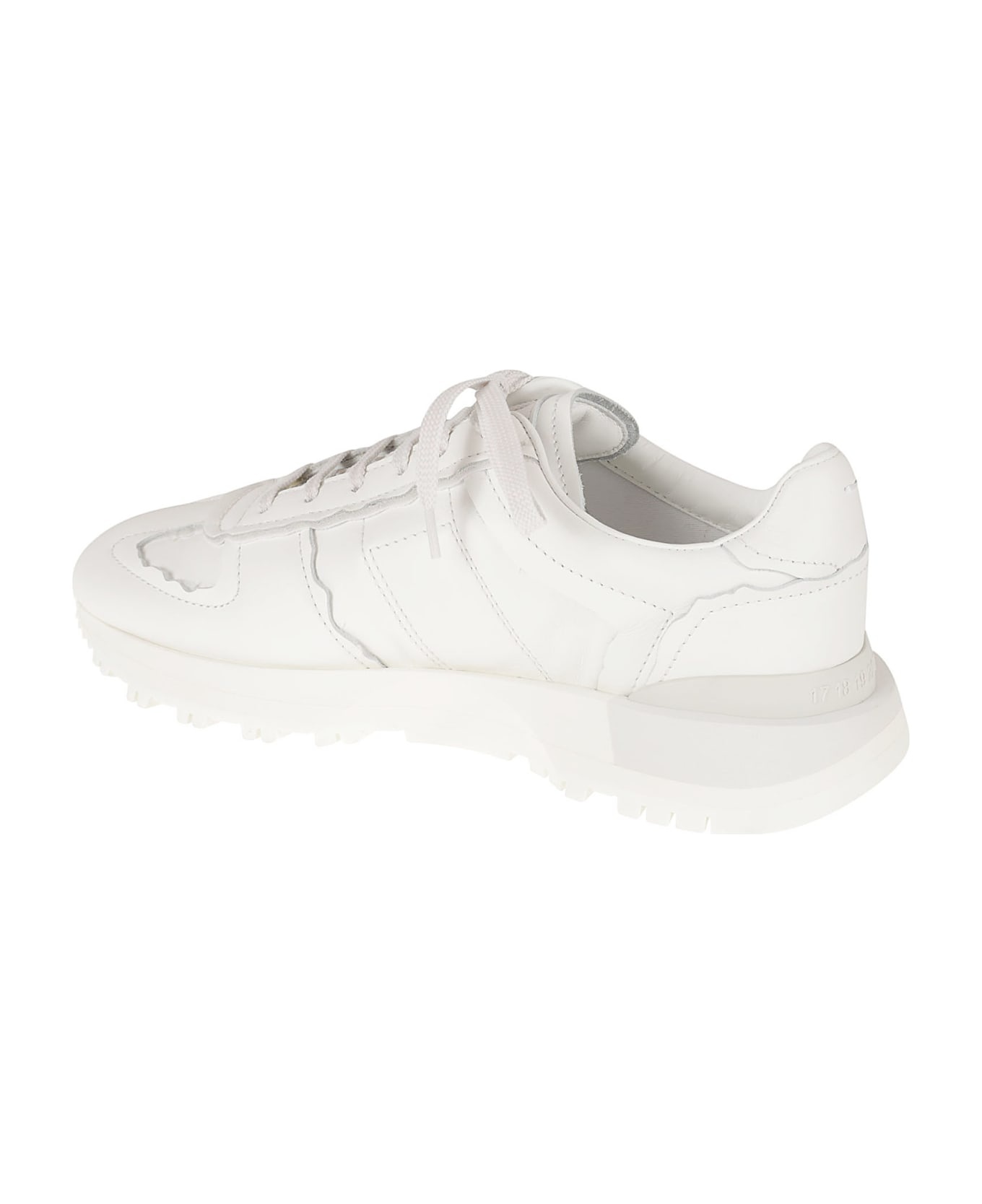 Classic Fitted Lace-up Sneakers - 3