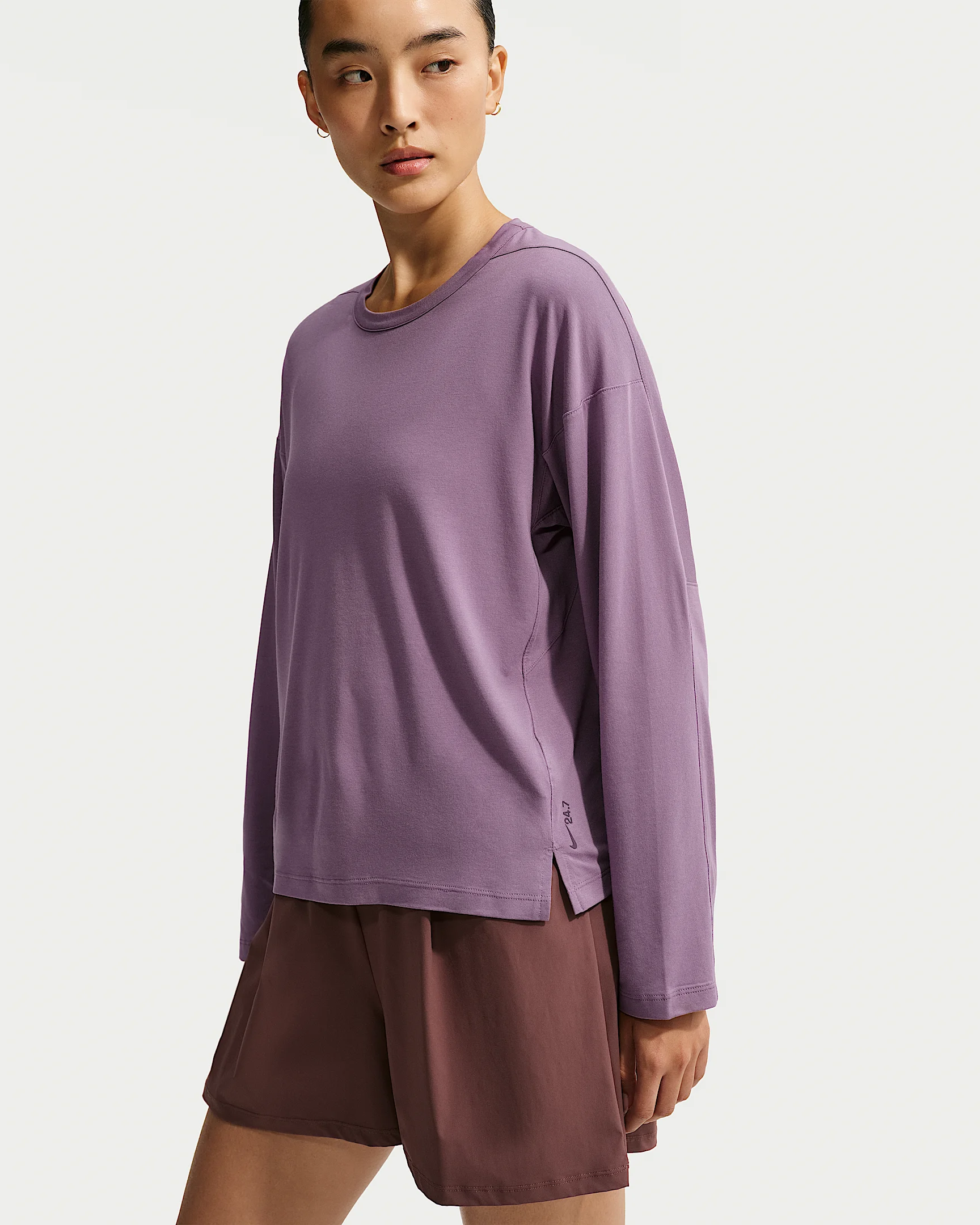 Nike 24.7 ImpossiblySoft Light Women's Dri-FIT Long-Sleeve Top - 1