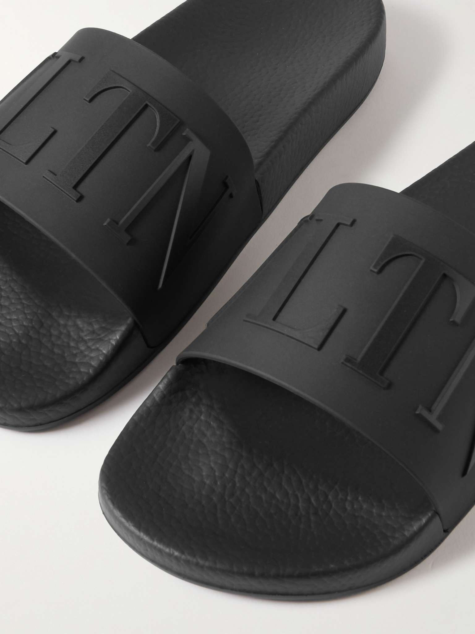 Valentino Garavani Logo-Embossed Rubber Slides - 6